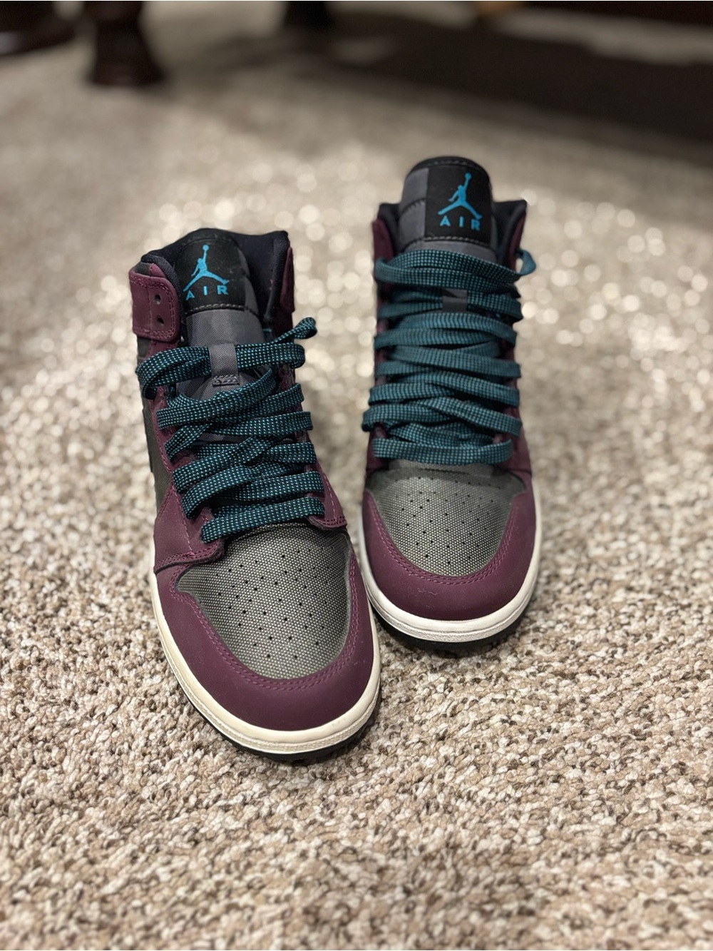 Nike Air Jordan 1 Retro High GG "Mulberry"
